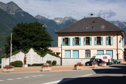 Couvreur Saint-Avre
